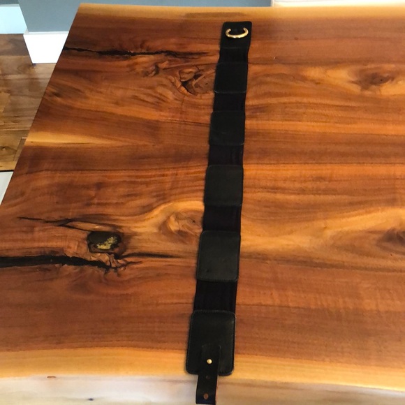 Leather belt. - Picture 2 of 5